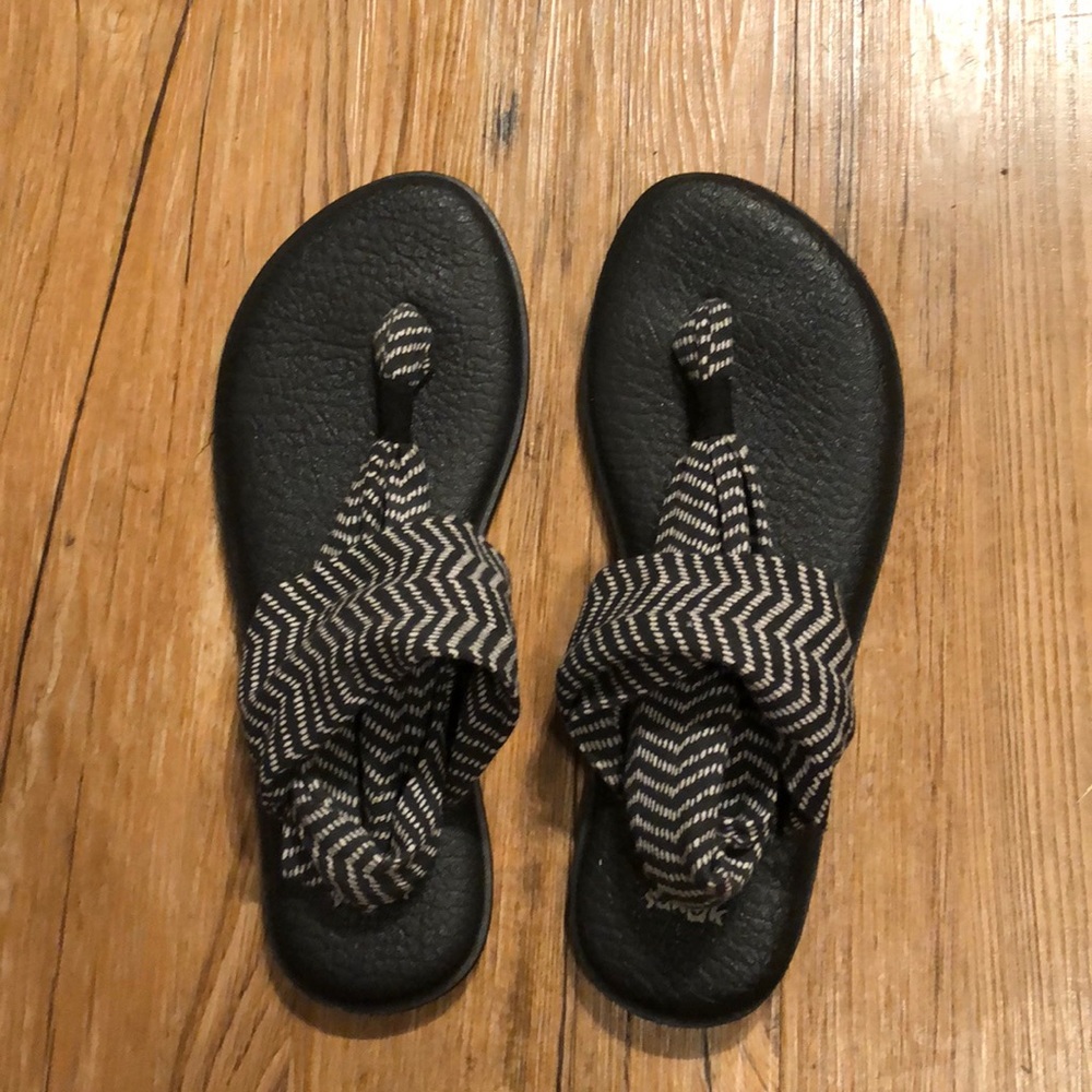 Sanuk yoga sling sandals 9 M